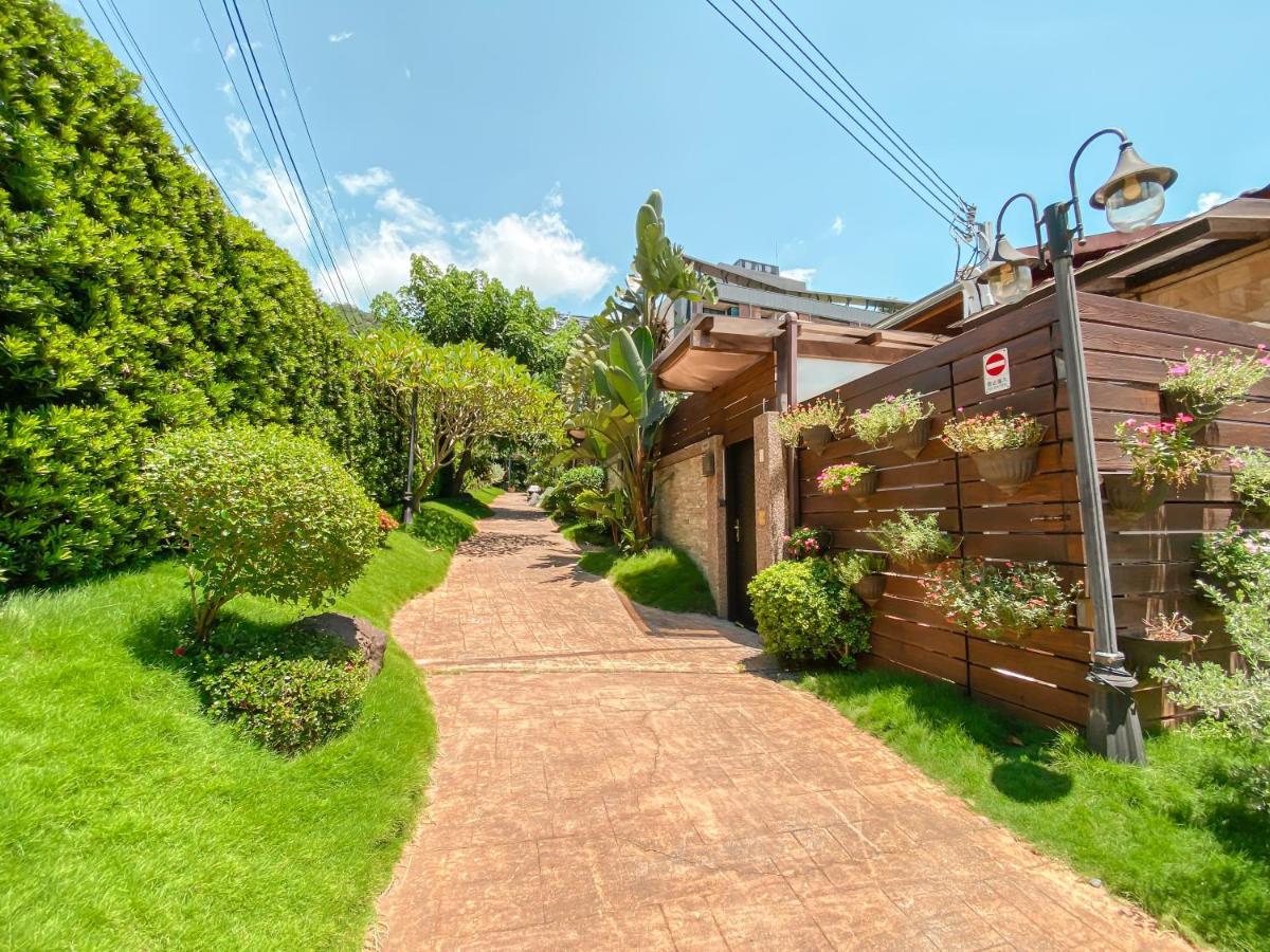 Bed and Breakfast Yage Hotspring House Jiaoxi Exterior foto