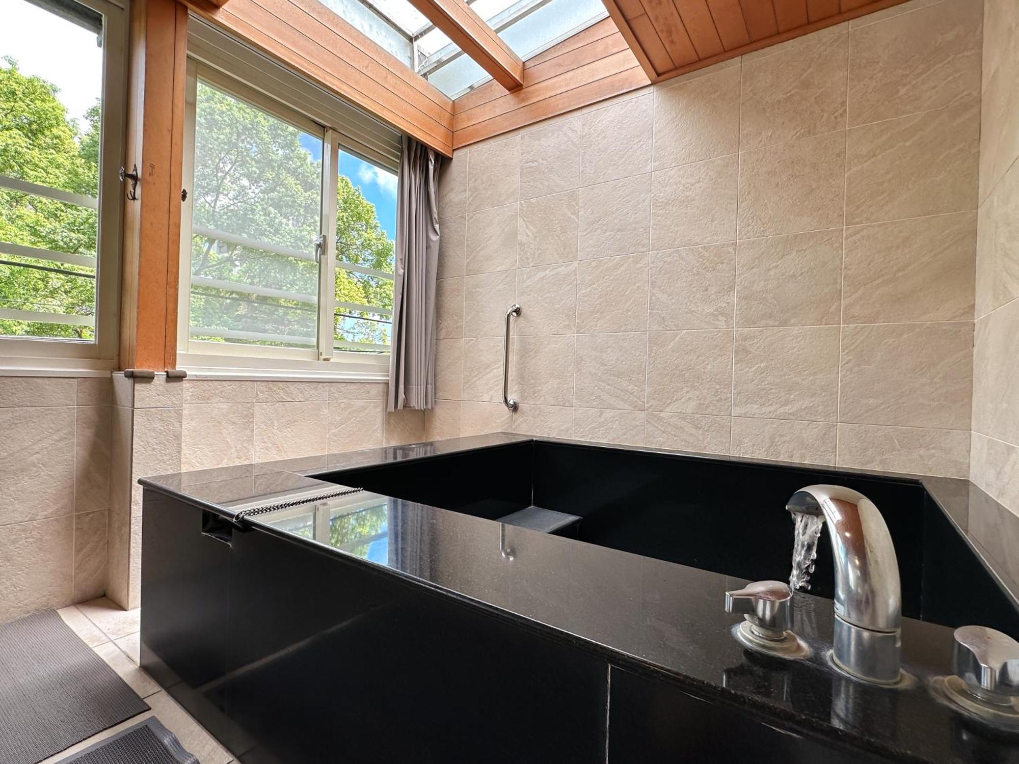 Bed and Breakfast Yage Hotspring House Jiaoxi Exterior foto