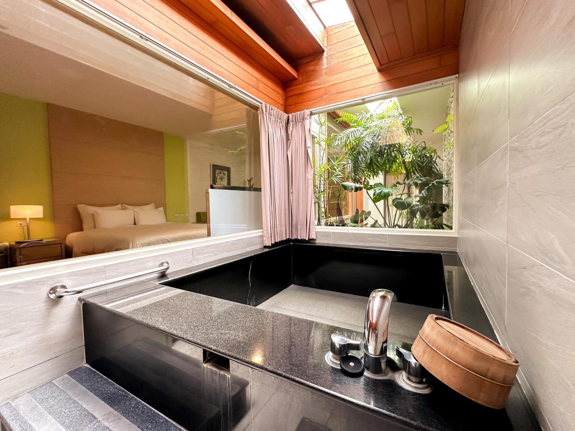 Bed and Breakfast Yage Hotspring House Jiaoxi Exterior foto